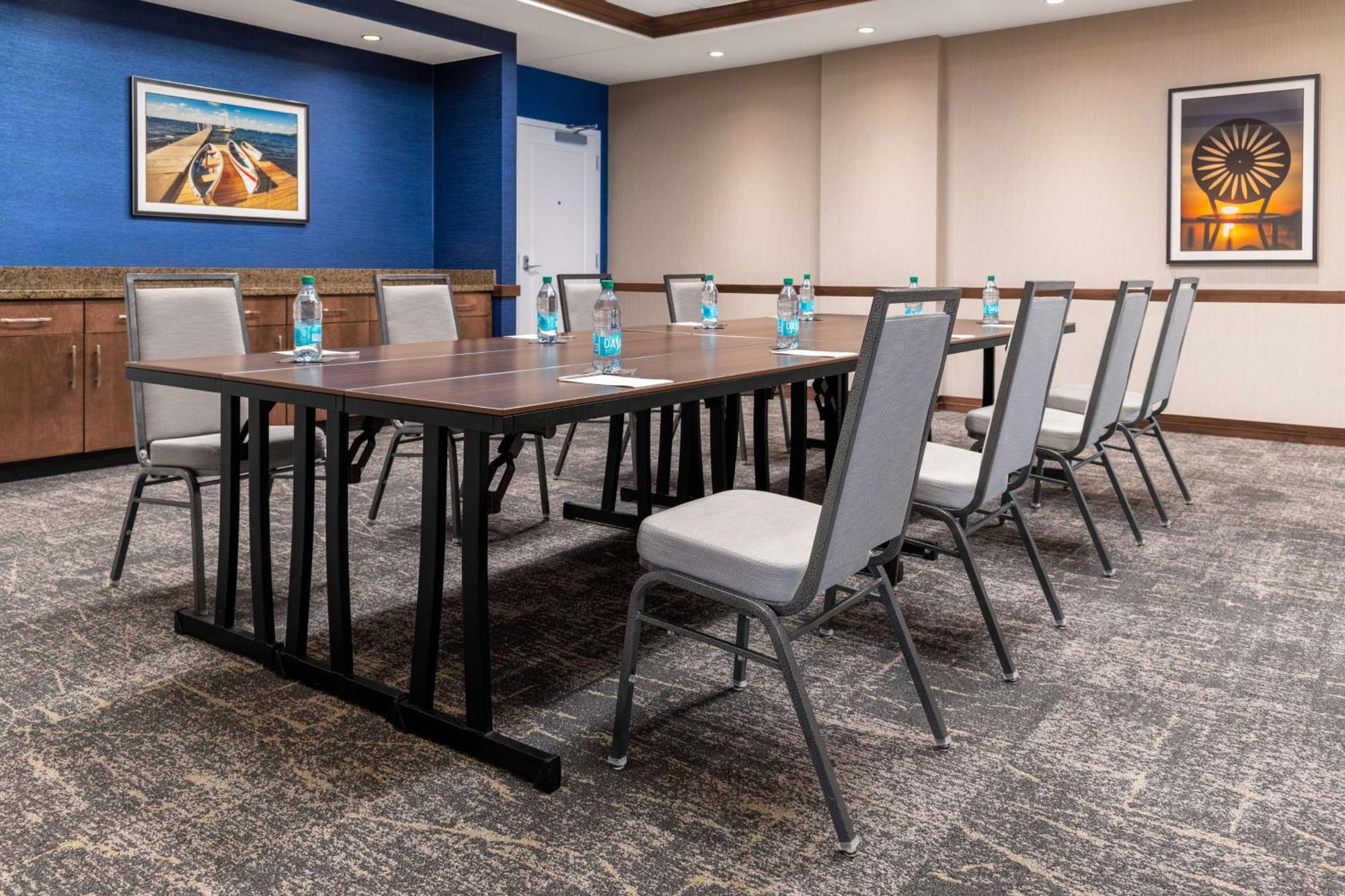 Hampton Inn & Suites Madison Downtown Εξωτερικό φωτογραφία