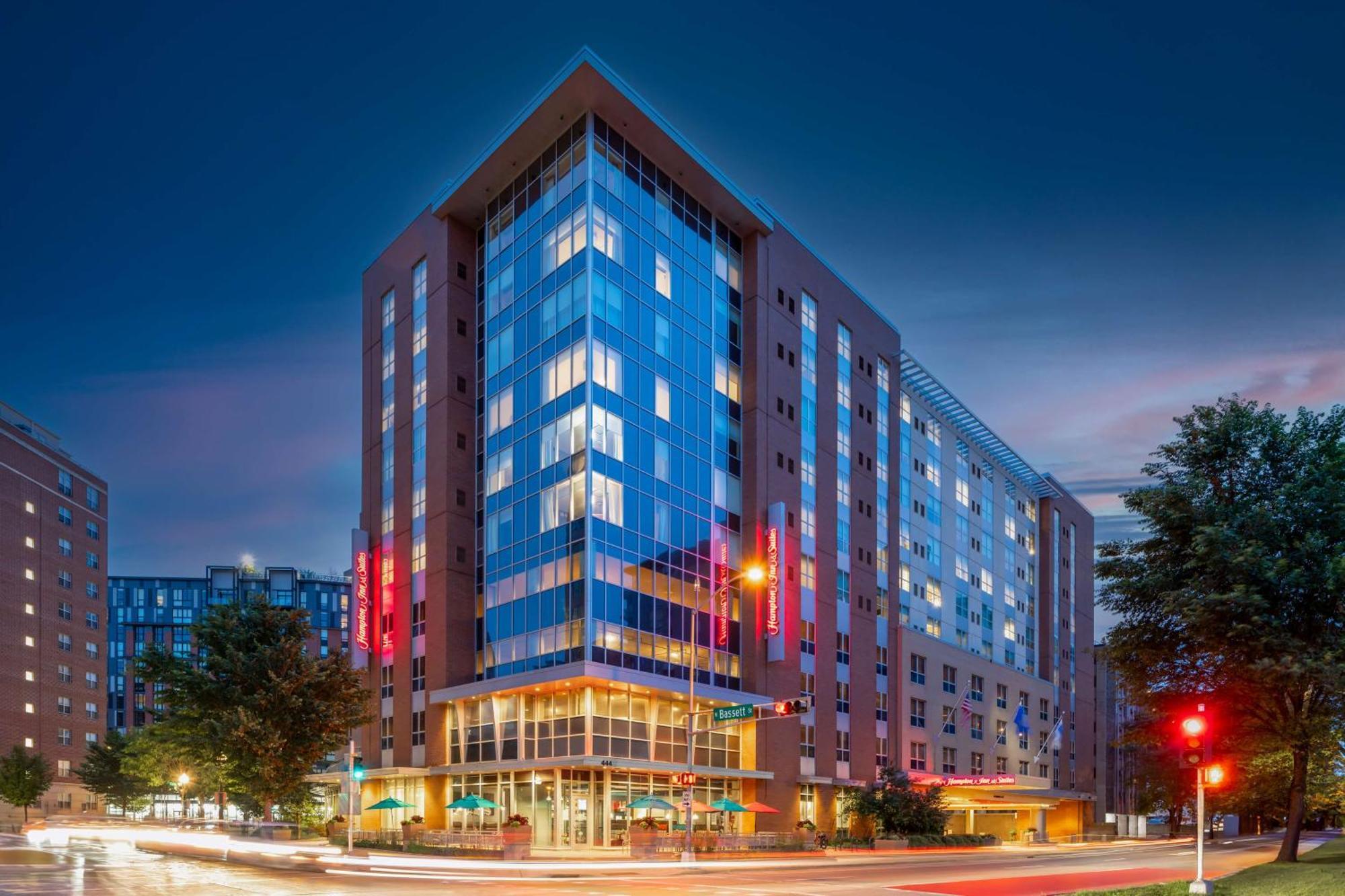Hampton Inn & Suites Madison Downtown Εξωτερικό φωτογραφία